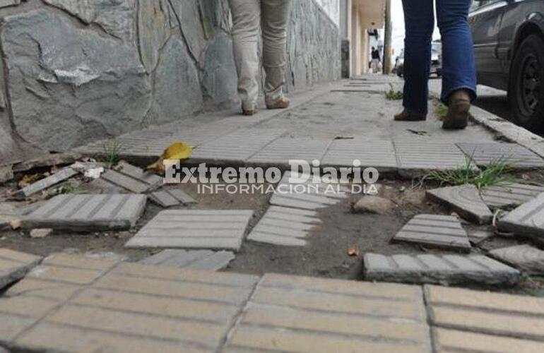 Imagen de Sufrió un accidente por el mal estado de una vereda