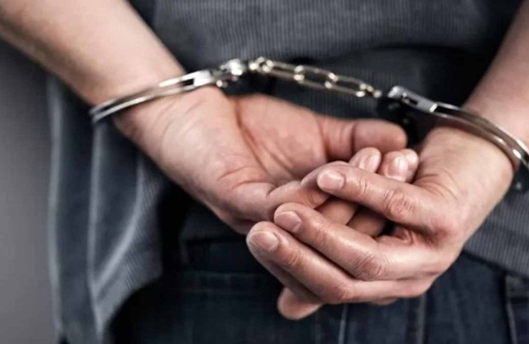 Según la investigación impulsada por la fiscalía, el agresor llegó a juicio acusado por cinco hechos de abuso sexual perpetrados contra su sobrina. Según la investigación impulsada por la fiscalía, el agresor llegó a juicio acusado por cinco hechos de abuso sexual perpetrados contra su sobrina.