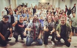 Imagen de Quinta gira: Las Sandalias realiz&oacute; diecis&eacute;is shows en Europa