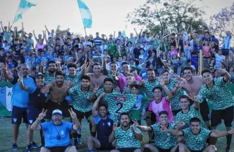 Imagen de Atlético Empalme le ganó 2 a 0 a Porvenir Talleres y se quedó con la semifinal de ida