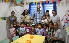 Imagen de Nizar Esper visit&oacute; el Centro de Cuidado Infantil para celebrar el 9&deg; aniversario