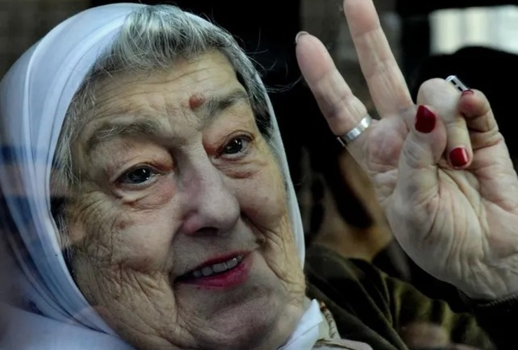 Imagen de Las cenizas de Hebe de Bonafini descansarán en la Plaza de Mayo