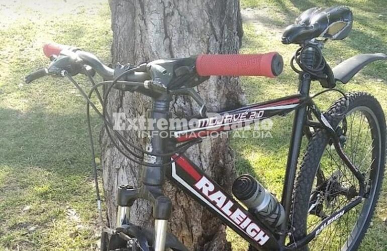 Imagen de Le robaron la bicicleta que estaba en la cochera