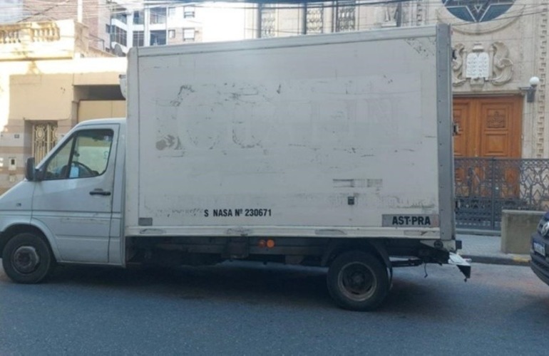 Los detenidos manejaban un cami&oacute;n que fue retenido.