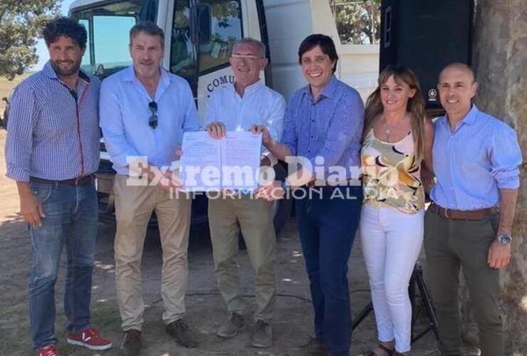 Imagen de Firma de Convenio del Programa Caminos de la Ruralidad