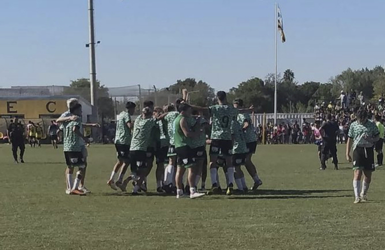 Imagen de Atl&eacute;tico Empalme es el primer finalista en Sub 21