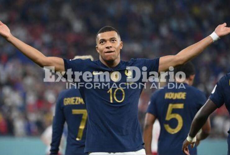 Imagen de Mbappé volvió a negarse a declarar ante la prensa y Francia fue multada