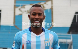 Imagen de El f&uacute;tbol argentino de luto: falleci&oacute; un joven jugador de Atl&eacute;tico Tucum&aacute;n en un entrenamiento