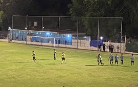 Imagen de Atl&eacute;tico Empalme venci&oacute; 1 a 0 a Riberas en la Final de Ida de la Liga Regional Del Sud