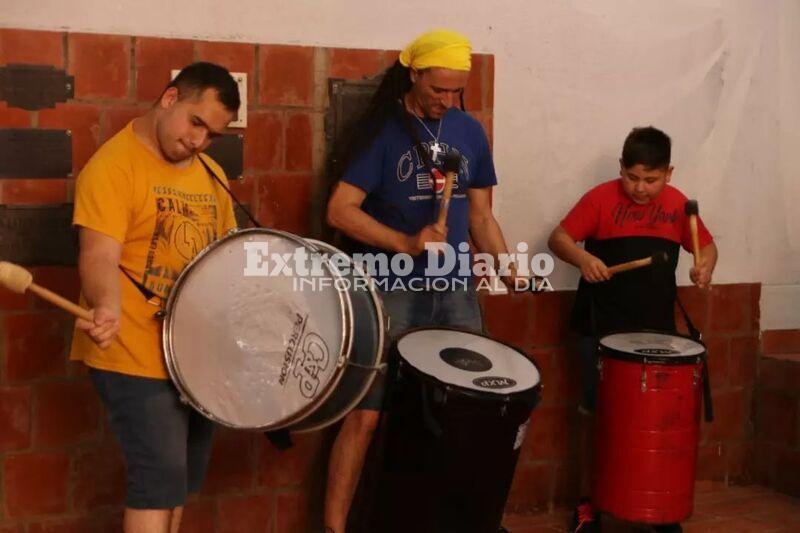 Imagen de Gran cierre a pura m&uacute;sica del taller de bater&iacute;a y murga