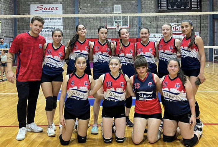 Imagen de La Sub-18 de Vóley Femenino de Talleres, fue 3er puesto en Copa de Oro.