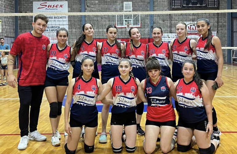 Imagen de La Sub-18 de Vóley Femenino de Talleres, fue 3er puesto en Copa de Oro.
