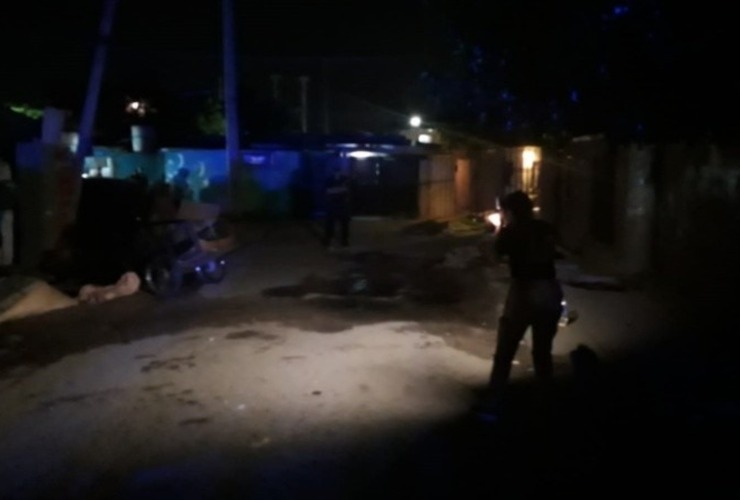 Imagen de Ataque a balazos: Un hombre muri&oacute; y tres personas resultaron heridas, entre ellas un nene de 9 a&ntilde;os