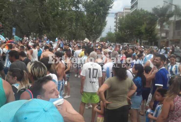 Imagen de La euforia argentina también se vivió en Arroyo Seco