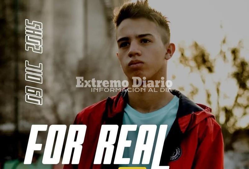 Imagen de Tiago Furrer present&oacute; su nueva canci&oacute;n �For Real�
