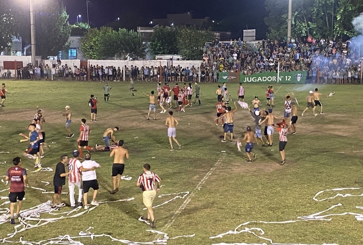 Imagen de Riberas venció 2 a 0 a Atlético Empalme y es campeón del Clausura