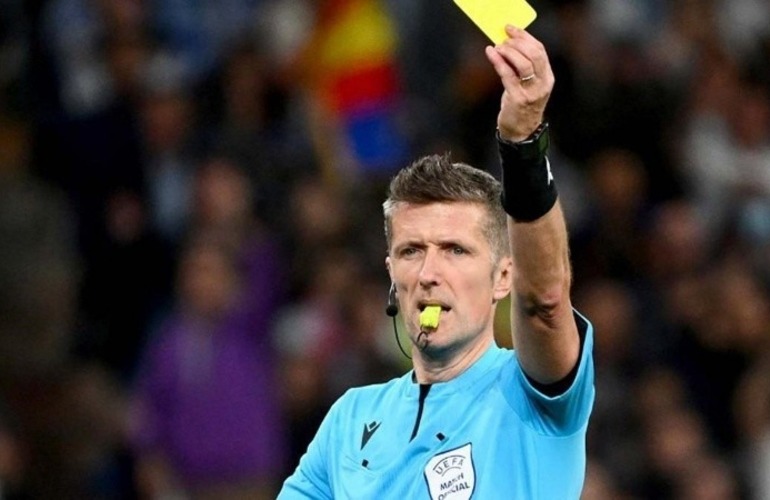 El &aacute;rbitro italiano Daniele Orsato. (T&eacute;lam)