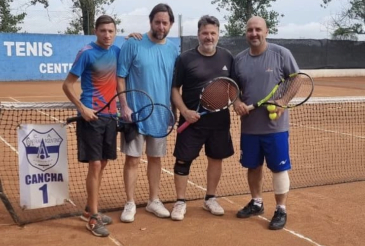 Imagen de Inició el Torneo de Dobles Masculino 4ta categoría en Central Argentino.