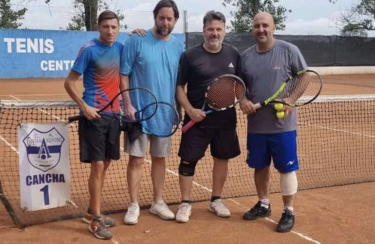 Imagen de Inició el Torneo de Dobles Masculino 4ta categoría en Central Argentino.