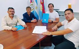 Firma de convenio por m&aacute;s de 20 millones de pesos.