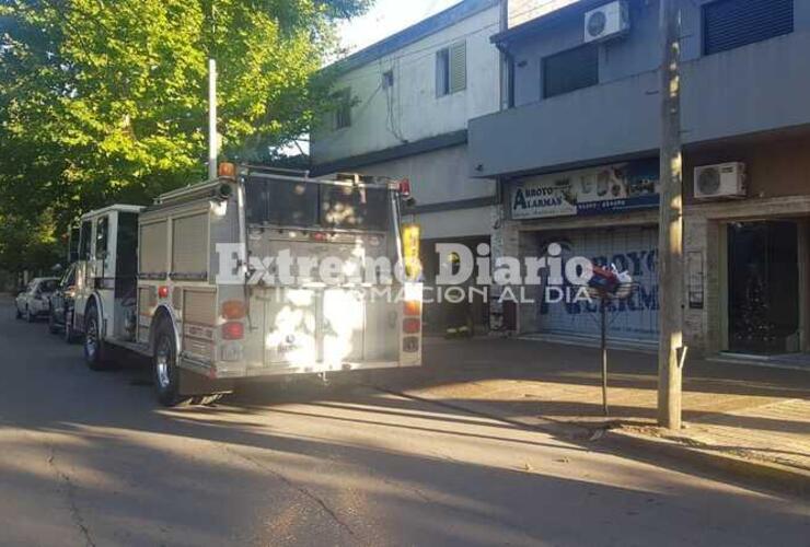 Imagen de Principio de incendio en una vivienda en Mansueto Maiorano al 600