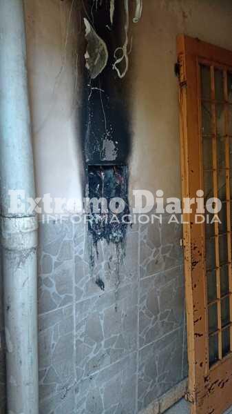 Imagen de Principio de incendio en una vivienda en Mansueto Maiorano al 600