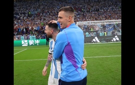 Imagen de Gio Lo Celso, fue parte de los festejos en cancha con sus compa&ntilde;eros tras pasar a la Final.