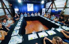 La r&uacute;brica del acuerdo potencia los trabajos en conjunto y conforma una mesa de trabajo permanente.