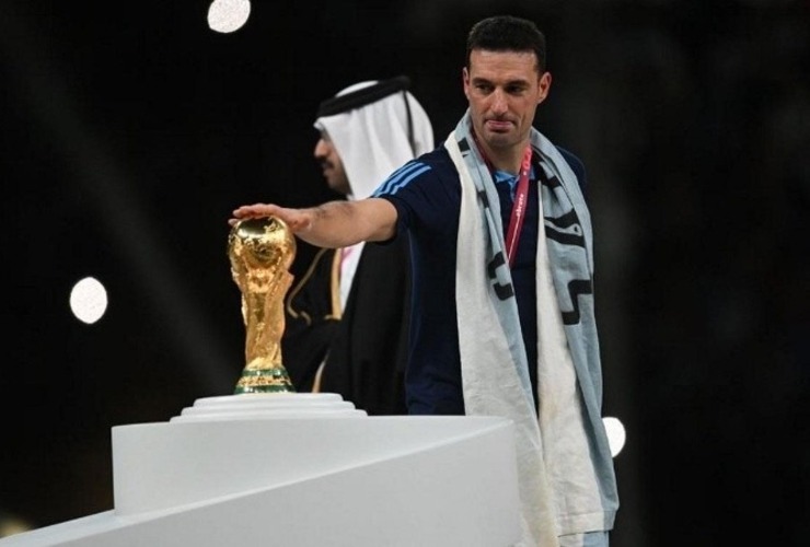 El DT argentino acaricia la Copa del Mundo de Qatar 2022. (Fernando Gens / Télam)