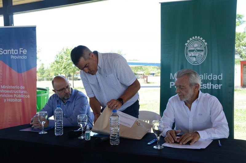 Imagen de La provincia invertir&aacute; m&aacute;s de $600 millones para reacondicionar el Arroyo Fr&iacute;as en Pueblo Esther