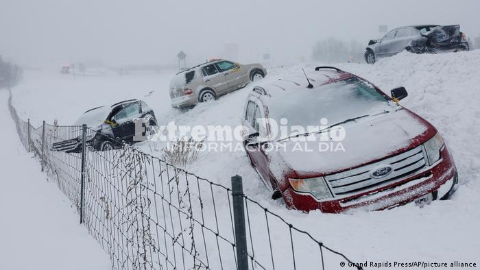 Imagen de La tormenta de nieve en EEUU mat&oacute; al menos a 28 personas