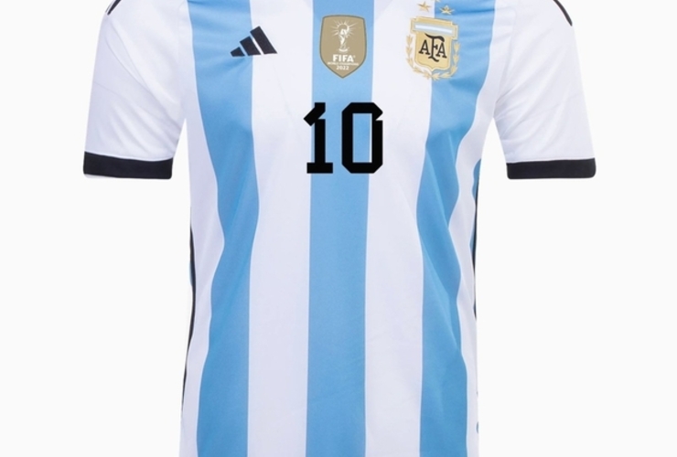 Imagen de La camiseta de la Selección Argentina con tres estrellas ya está a la venta