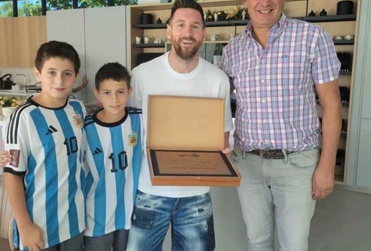 Imagen de Lionel Messi fue nombrado Ciudadano Ilustre de la ciudad de Funes