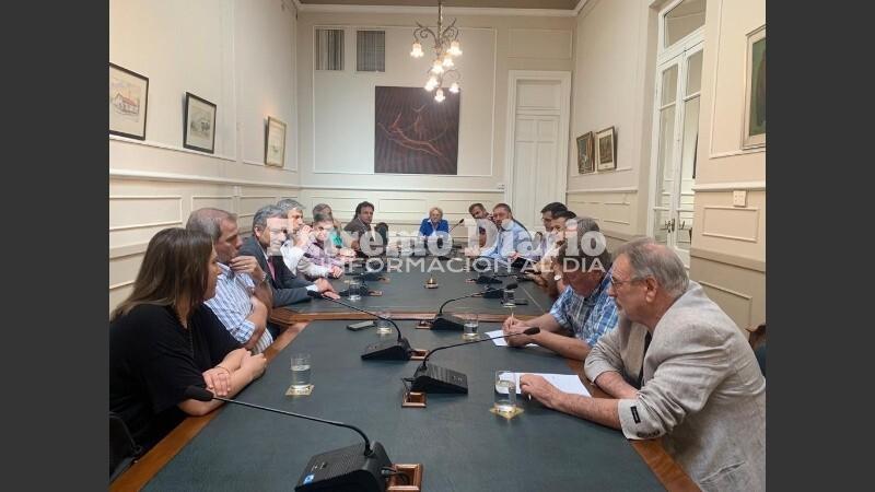 Imagen de Las pr&oacute;ximas elecciones a gobernador de Santa Fe ser&aacute;n entre el 27 de agosto y el 10 de septiembre