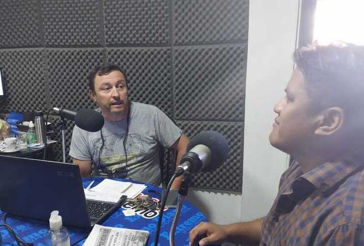 Imagen de Mario Díaz, presidente del A.S.R.C, visitó Radio Extremo y habló del verano en el Rowing Club.