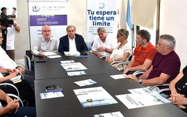 Lanzamiento. Se llev&oacute; a cabo este mi&eacute;rcoles en la sede de la Defensor&iacute;a del Pueblo, encabezada por su representante, Jorge Henn, junto a los diputados Luis Rubeo (autor de la norma) y Pablo Far&iacute;as (presidente de la C&aacute;mara). Gentileza Defensor&iacute;a del Pueblo