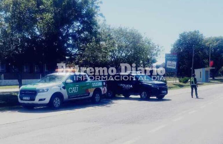 Todo ocurrió durante un control en Av Domingo Perón y Arroyo Frías