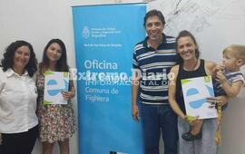 Imagen de Empleo Independiente: Entrega de aportes en Fighiera