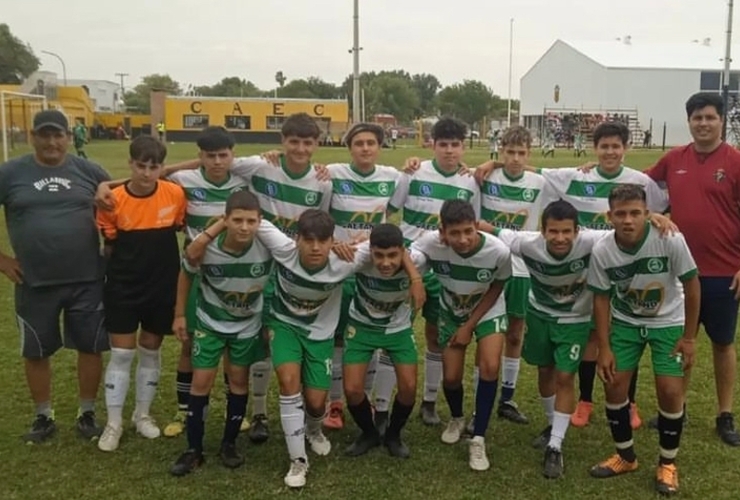 Imagen de Los Amigos de la Estación buscan jugadores para afrontar la Liga Regional Del Sud 2023