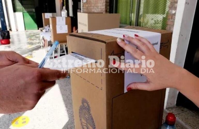 Imagen de Festival de elecciones en provincias y Nación durante todo el 2023