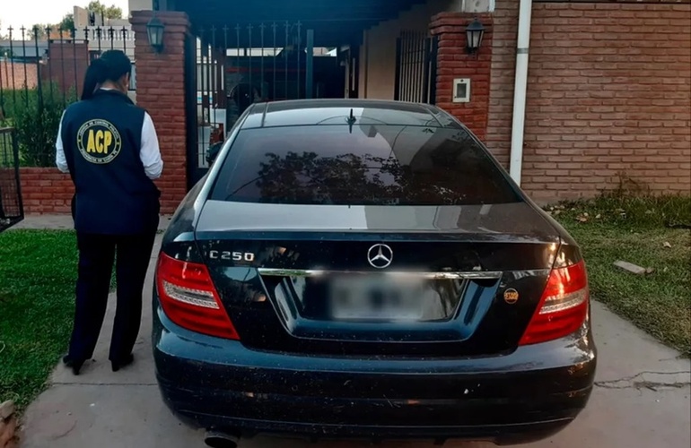 El auto que tenía el comisario debía estar en un depósito de elementos secuestrados en allanamientos.