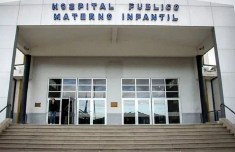 Imagen de Horror en Salta: se les cay&oacute; su beb&eacute; mientras circulaban en moto y lo abandonaron con graves lesiones