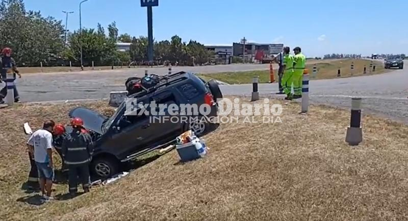 En la camioneta viajaban cinco personas.