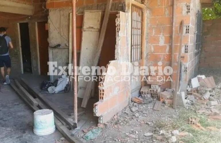 Imagen de Un conductor alcoholizado incrustó su auto en una casa y mató a dos nenes