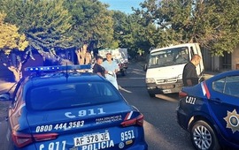 El s&aacute;bado, en Alberdi, mataron a un hombre dentro de una trafic. (Rub&eacute;n Lescano)