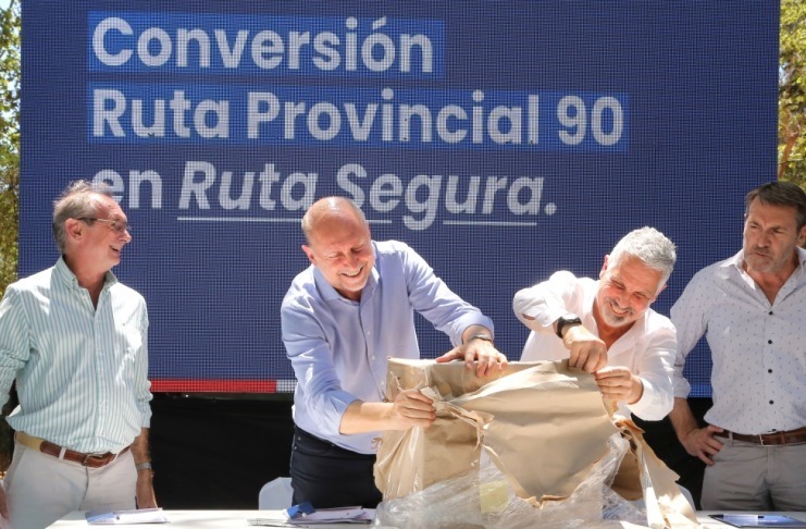 Imagen de El Gobierno adjudic&oacute; ocho importantes obras viales en varios departamentos