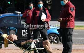 Imagen de Muri&oacute; la mujer que rompi&oacute; la cuarentena en plena pandemia para tomar sol en una plaza