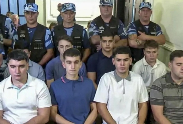 Fuentes judiciales confirmaron a TN que la tensi&oacute;n crece en el grupo a medida que avanza el juicio oral en Dolores por el crimen de Fernando B&aacute;ez Sosa.