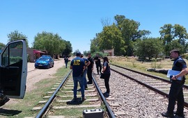 Imagen de Lo hallaron asesinado con un disparo en el cuello en el patio de una casa de Villa Gobernador G&aacute;lvez