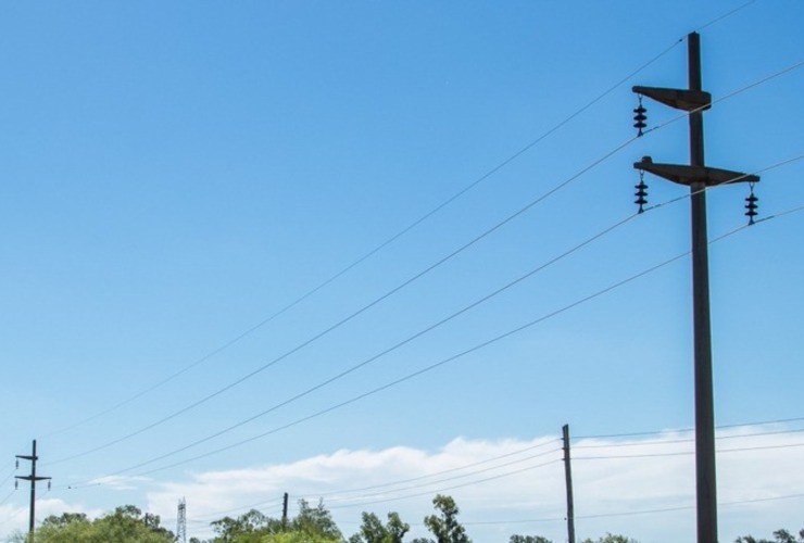 Imagen de La EPE construye redes eléctricas en Pavón